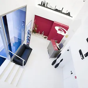 Hostal Live & Dream, Barcelona